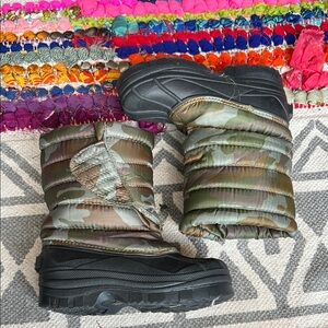 Camouflage Winter Boots for Kids - Camo